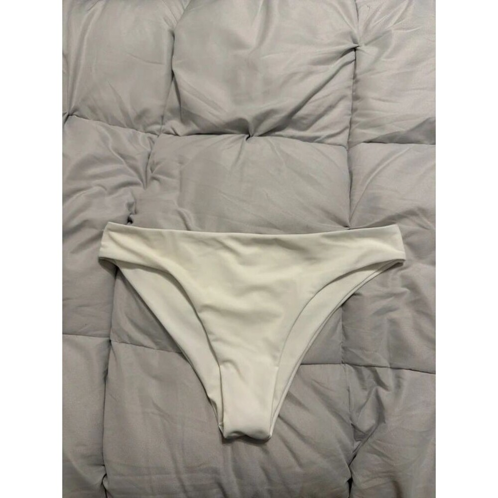 Bikini bottoms